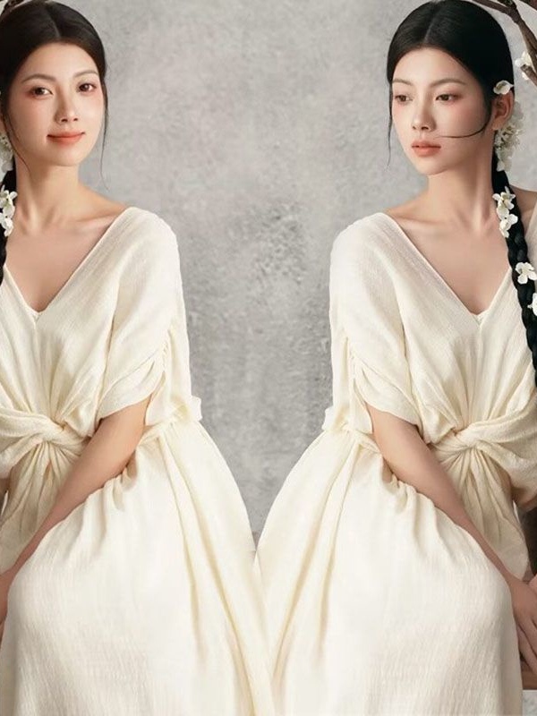 Photography Model - Artistic Indoor Photography Clothing Chinese Style
