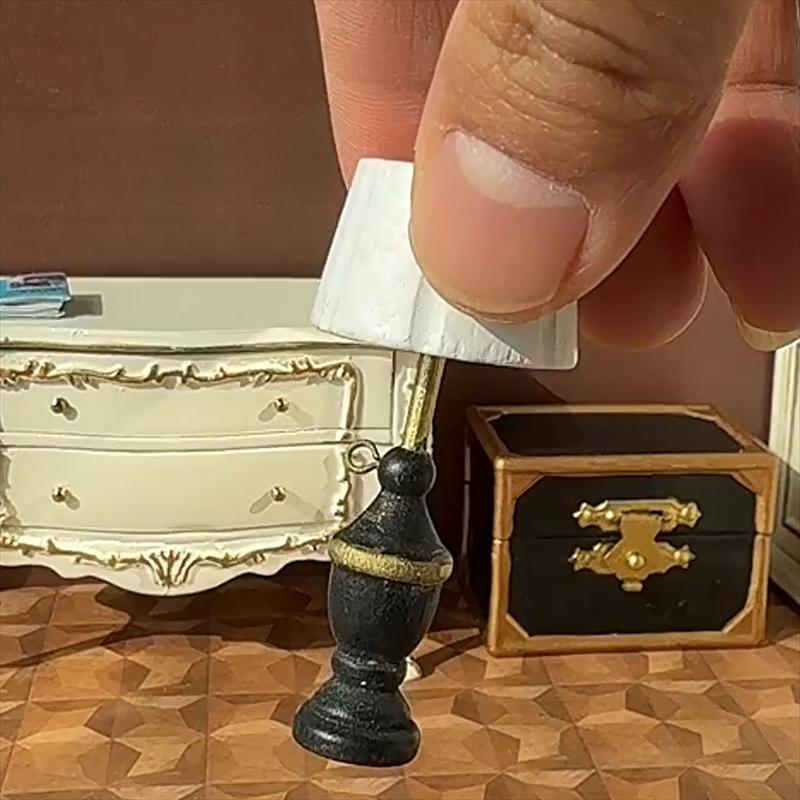 Photography Model - [JN] 1:12 Dollhouse Miniature Wooden Lamp