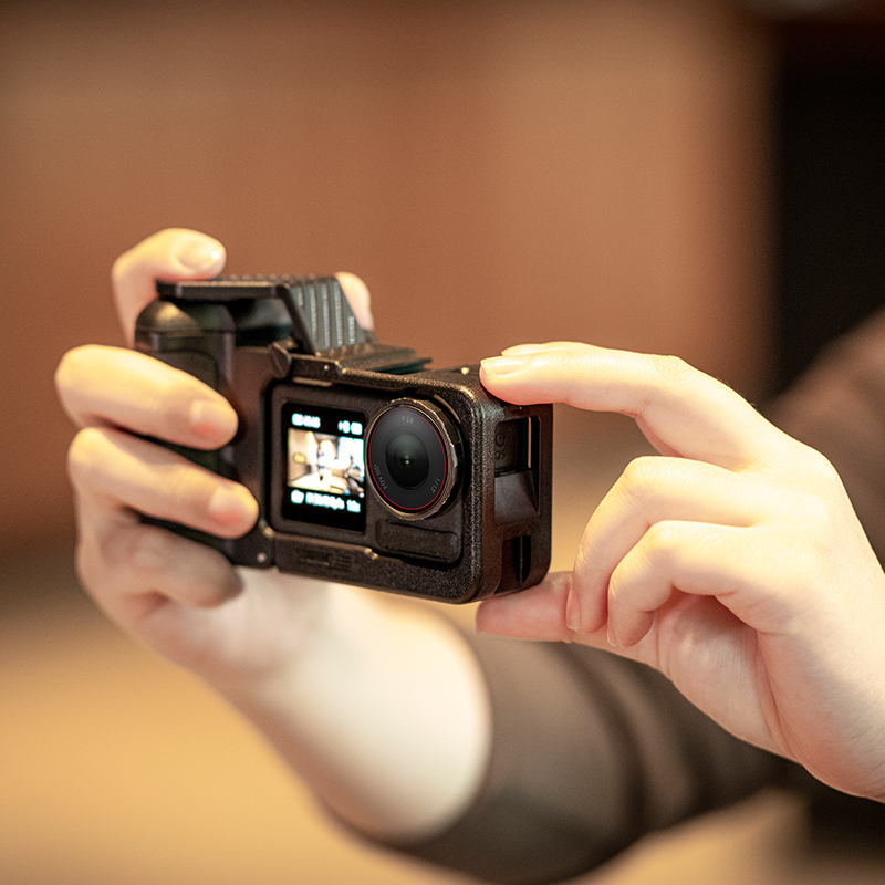 For DJI Action 5 Pro Extension - مراجعة Camera Battery Grip وسعره